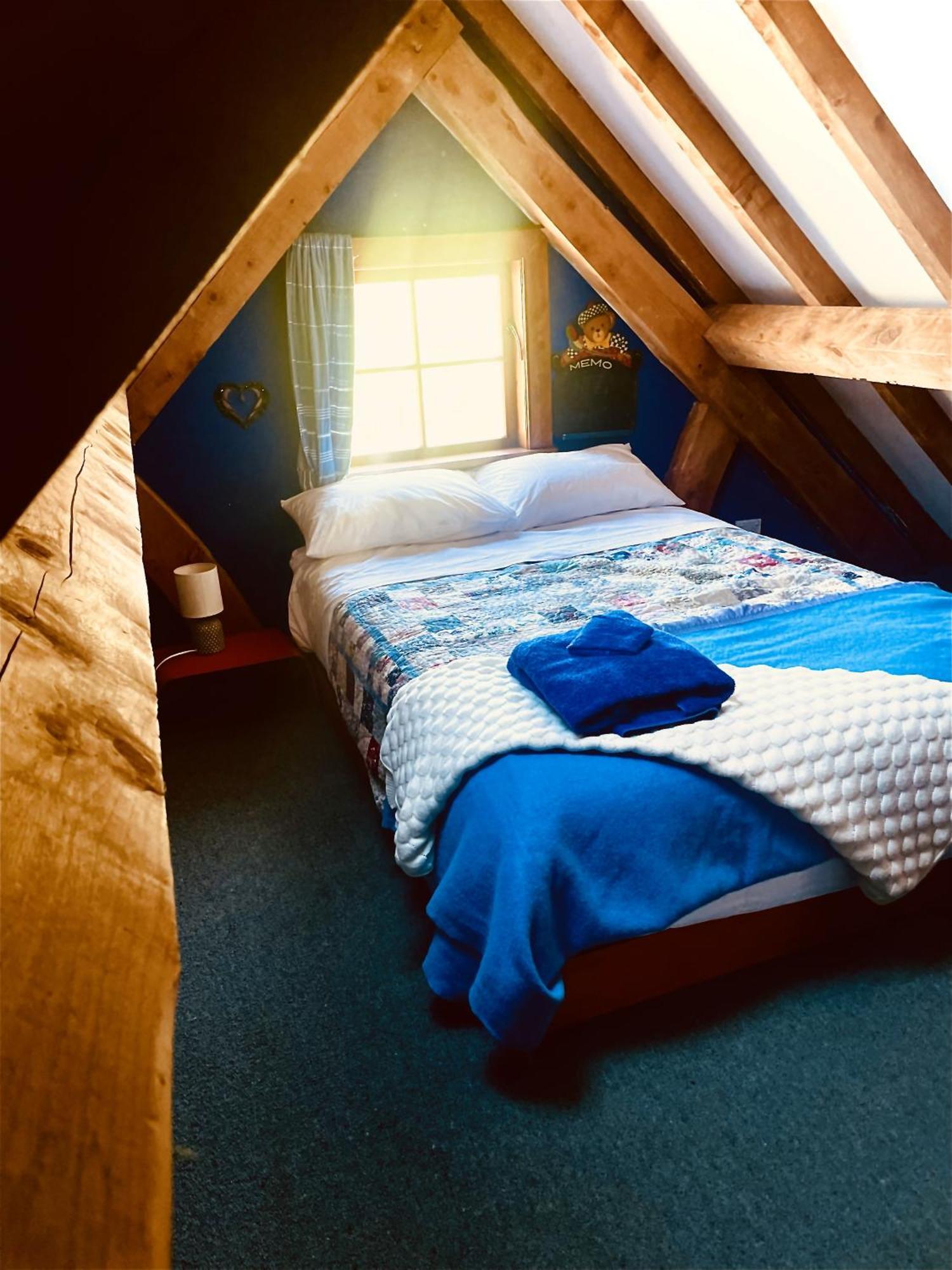 Walton Streamside Country Manor Bed & Breakfast エクステリア 写真